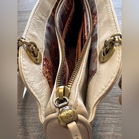 HOBO Refine Double Strap Shoulder Bag - Latte Cream with Gold Hardware - Picture 12 of 17